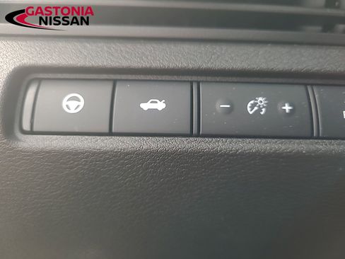 Used 2024 Nissan Altima 2.5 SL image 25