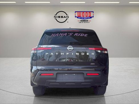 Used 2025 Nissan Pathfinder S AWD/4WD image 3