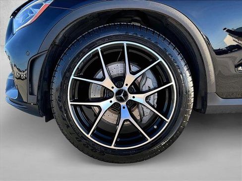 Used 2022 Mercedes-Benz GLC 43 AMG AMG GLC 43 image 10