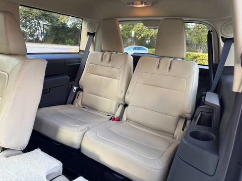 Used 2013 Ford Flex Limited image 12
