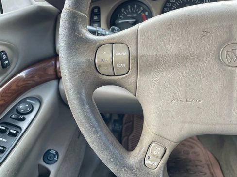 Used 2000 Buick Le Sabre Custom w/ Prestige Opt Pkg image 16