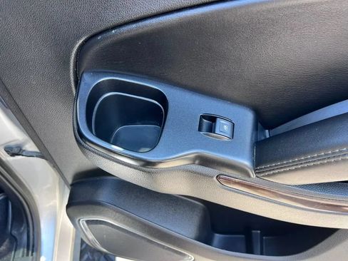 Used 2018 Chevrolet Tahoe LT AWD/4WD image 34