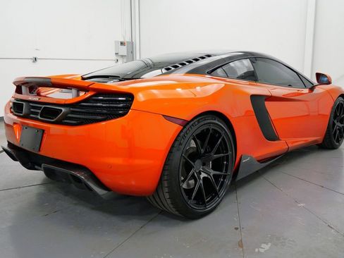 Used 2012 McLaren MP4-12C Coupe RWD image 7
