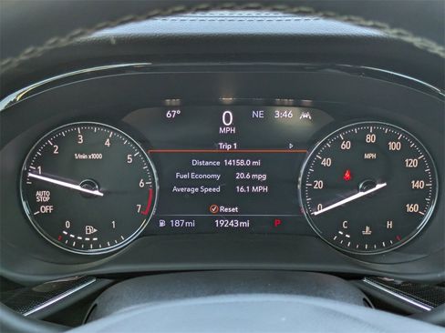 Used 2022 Buick Envision Essence w/ Sport Touring Package image 27