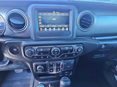 Used 2023 Jeep Wrangler Sport S image 24