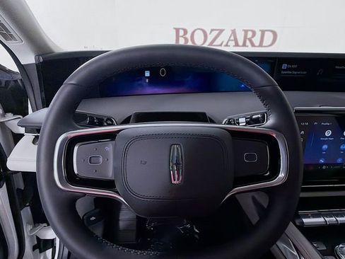 New 2026 Lincoln Nautilus Premier AWD/4WD image 12