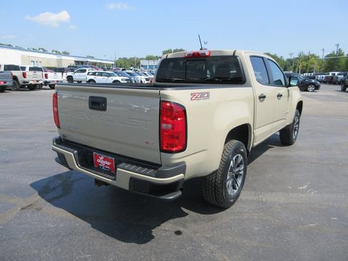Used 2022 Chevrolet Colorado Z71 w/ Safety Package AWD/4WD image 5