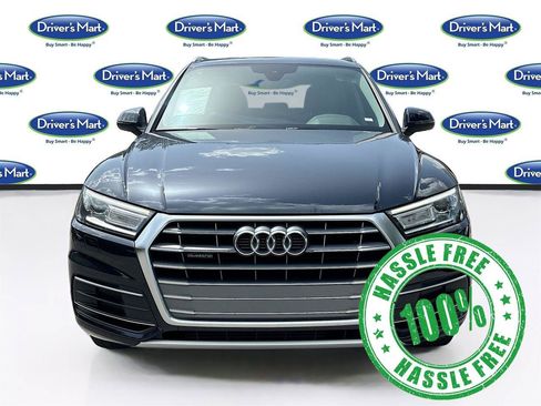 Used 2020 Audi Q5 2.0T Premium w/ Convenience Package AWD/4WD image 2