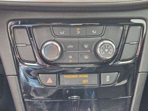 Used 2017 Buick Encore Preferred FWD image 16