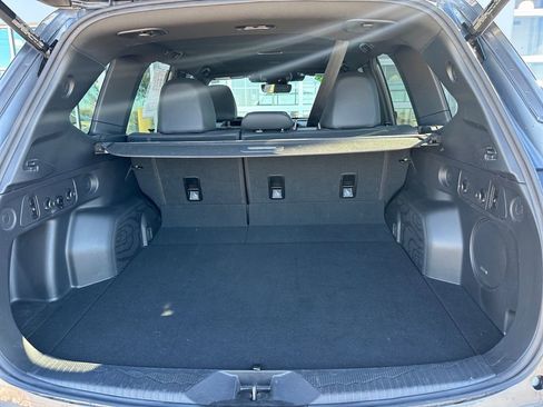 Used 2025 Subaru Forester Limited image 28