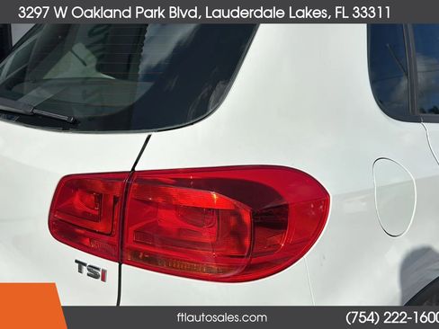 Used 2016 Volkswagen Tiguan S image 14