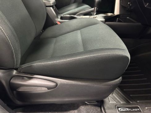 Used 2015 Toyota RAV4 XLE image 49