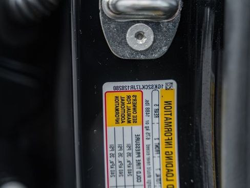 Used 2018 GMC Yukon Denali image 41