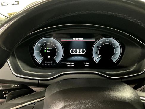 Used 2022 Audi Q5 e Premium w/ Convenience Package image 22