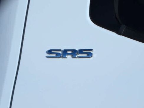Used 2022 Toyota Tundra SR5 image 10