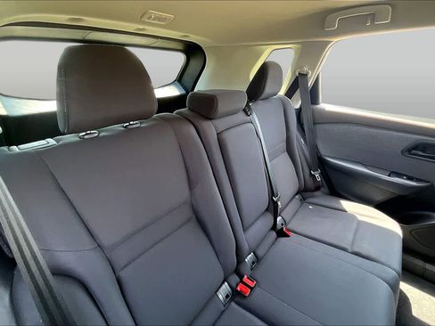 Used 2023 Nissan Rogue S FWD image 18