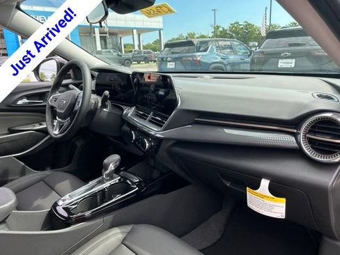 New 2026 Chevrolet Trax ACTIV FWD image 31
