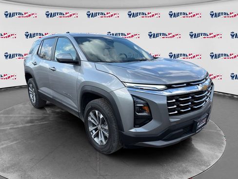 Used 2025 Chevrolet Equinox LT FWD image 1