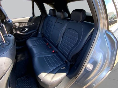Used 2018 Mercedes-Benz GLC 300 image 19