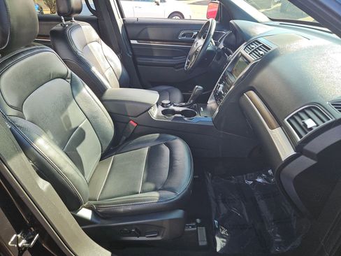 Used 2019 Ford Explorer Limited w/ Ford Safe & Smart Package image 22