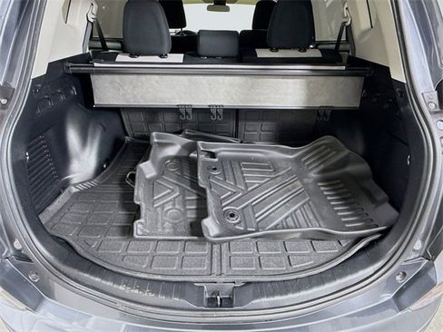 Certified 2017 Toyota RAV4 XLE image 24