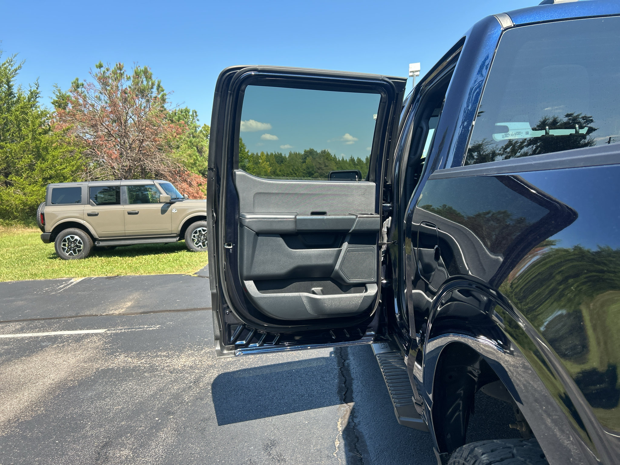 Certified 2023 Ford F150 XL w/ STX Appearance Package AWD/4WD image 18