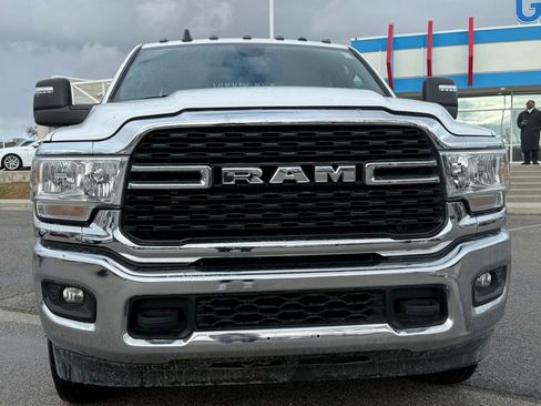 Used 2024 RAM 3500 Big Horn AWD/4WD image 30