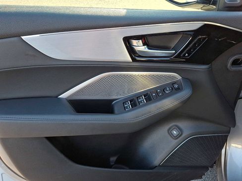 Certified 2023 Acura MDX SH-AWD image 12