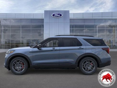 New 2026 Ford Explorer ST-Line w/ ST-Line Street Pack RWD image 4