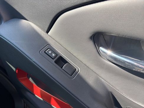 Used 2023 Nissan Frontier PRO-4X w/ Technology Package image 70