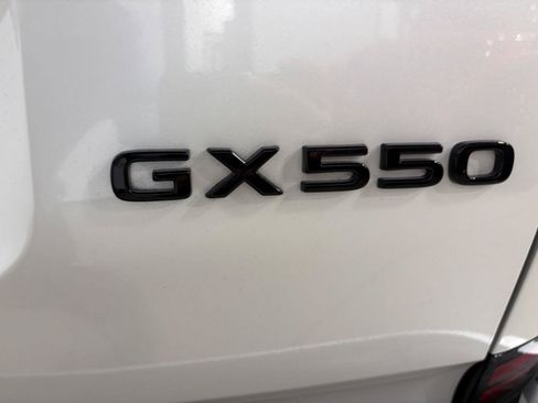 Used 2026 Lexus GX 550 w/ Cold Area Package AWD/4WD image 39