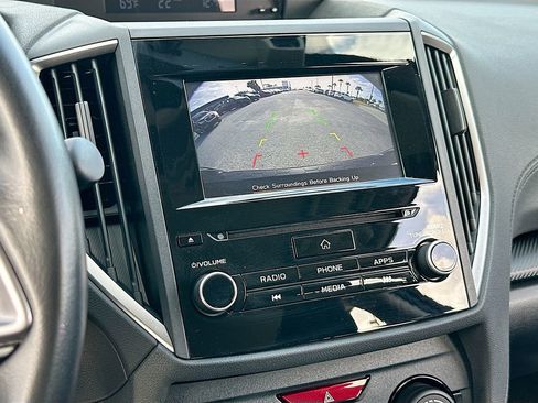 Used 2019 Subaru Crosstrek 2.0i Premium image 13