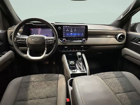 Used 2024 Chevrolet Colorado ZR2 w/ Technology Package image 19