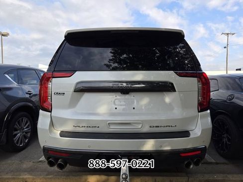 Used 2023 GMC Yukon XL Denali Ultimate w/ LPO, Floor Liner Package AWD/4WD image 6