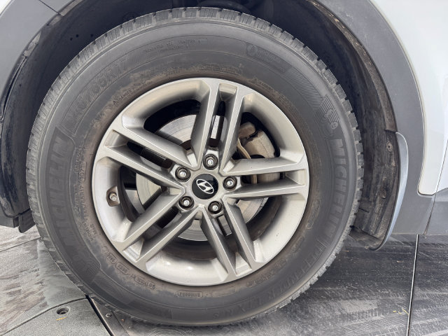 Used 2018 Hyundai Santa Fe Sport FWD image 10