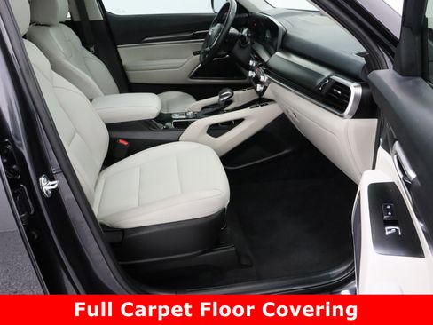 Used 2025 Kia Telluride S image 41