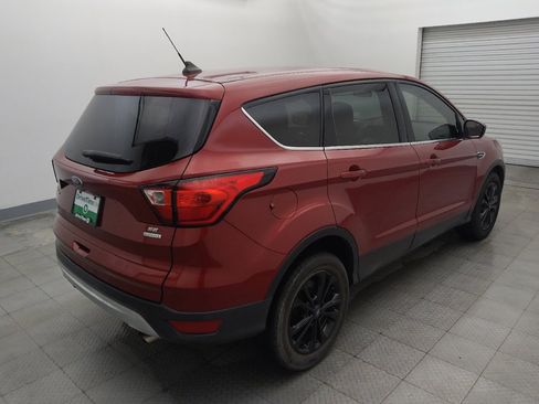 Used 2019 Ford Escape SE FWD image 9