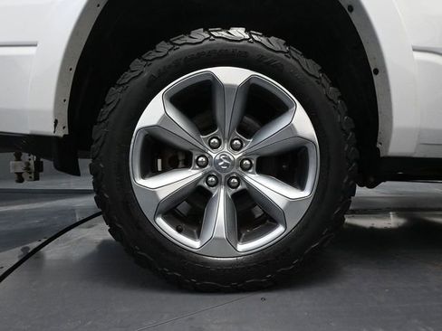 Used 2020 RAM 1500 Limited image 15