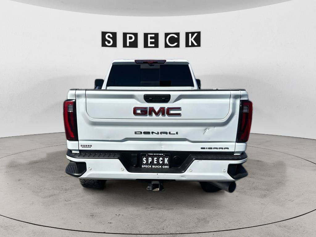 Used 2024 GMC Sierra 3500 Denali w/ Denali Reserve Package AWD/4WD image 4