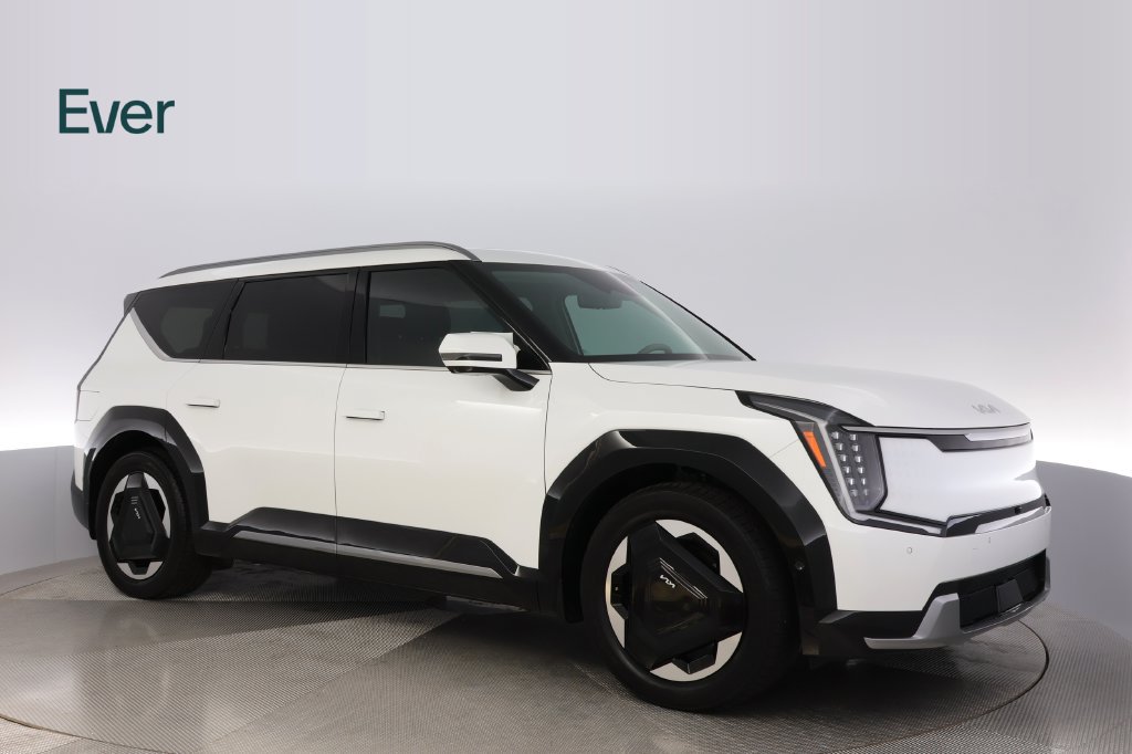 Used 2024 Kia EV9 Land AWD/4WD image 14