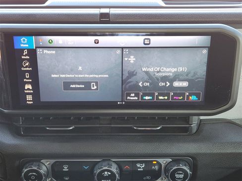 Used 2025 Jeep Wrangler Sport image 15