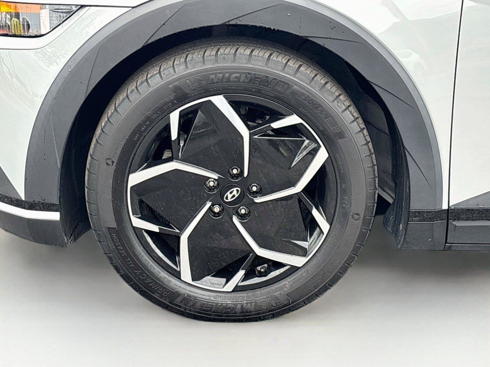 Used 2024 Hyundai Ioniq 5 SEL RWD image 33