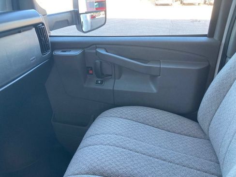 New 2026 GMC Savana 4500 w/ Power Convenience Package RWD image 17