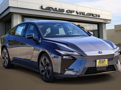 New 2026 Lexus ES 500e AWD/4WD image 5