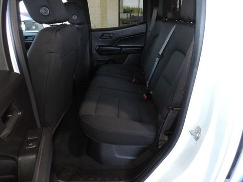Used 2024 Chevrolet Colorado W/T w/ WT Convenience Package II AWD/4WD image 21