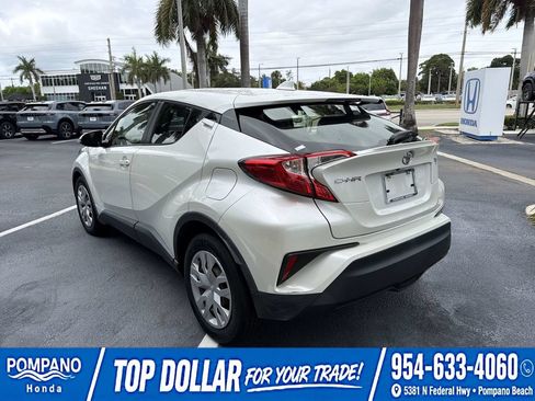Used 2020 Toyota C-HR LE FWD image 7