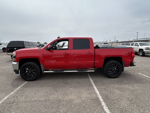Used 2018 Chevrolet Silverado 1500 LT w/ All Star Edition RWD image 2