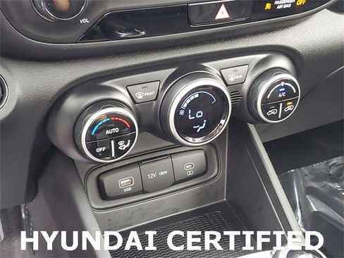 Certified 2025 Hyundai Venue SEL image 26
