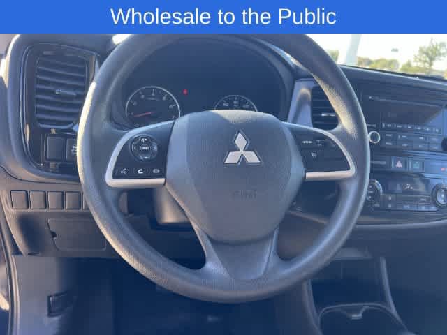 Used 2014 Mitsubishi Outlander ES FWD image 17