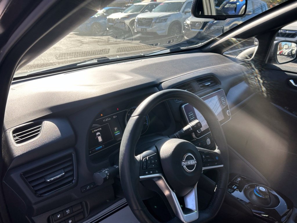 Used 2025 Nissan Leaf SV Plus FWD image 12